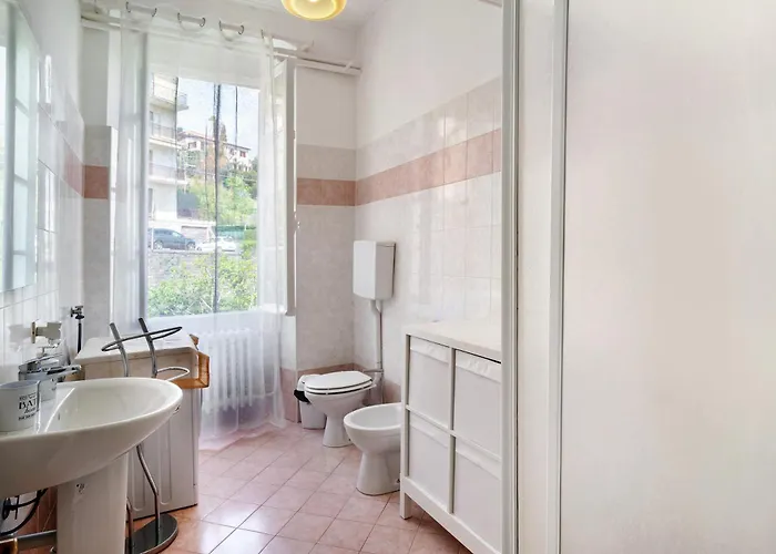 Casa Paolino 50 Metri Dal Mare Apartman *