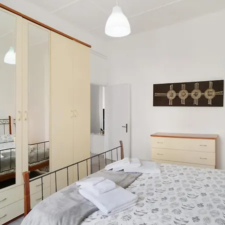 Casa Paolino 50 Metri Dal Mare Apartmán